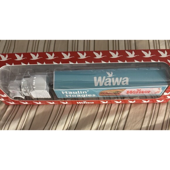 2025 Collectible Wawa Haulin Hoagies Limited Edition - Picture 2 of 4